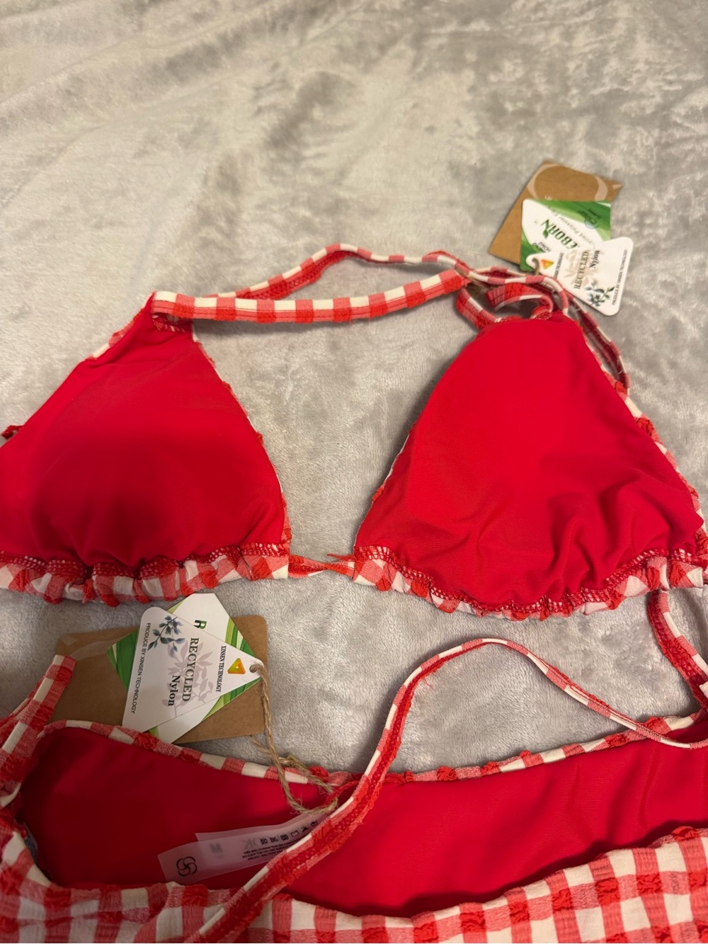NWT BERLOOK Red Gingham Textured Triangle Bikini Set Size M Viral Instagram TikT - Picture 5 of 5